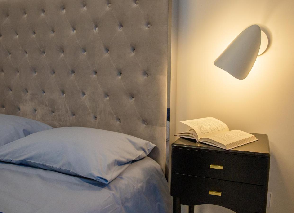 Luxurious Blue&Yellow Apartment In Kaunas Center מראה חיצוני תמונה